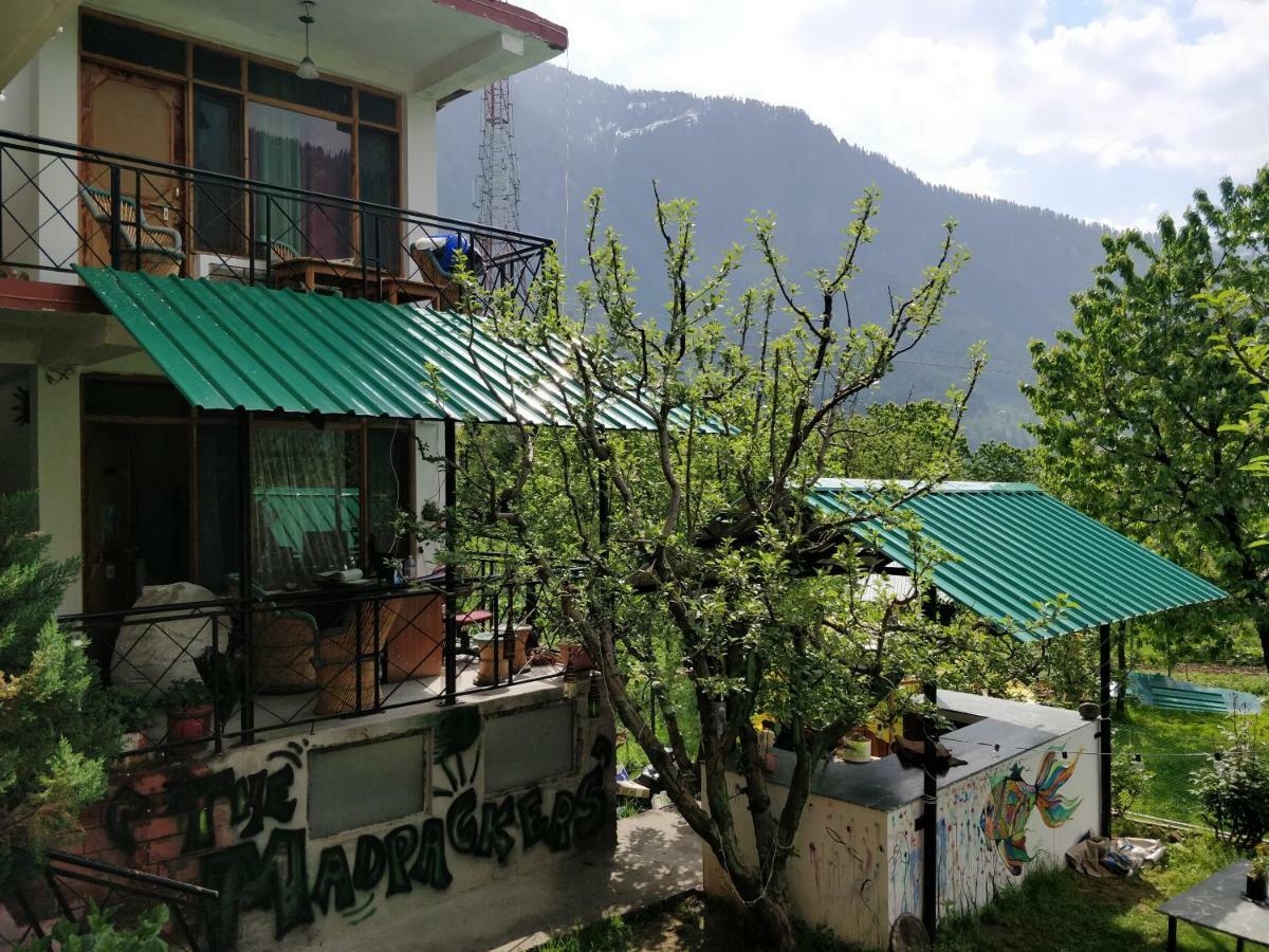 Хостел Madpackers Manali Екстер'єр фото