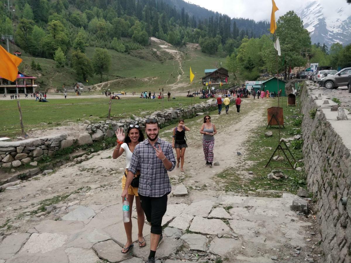 Хостел Madpackers Manali Екстер'єр фото